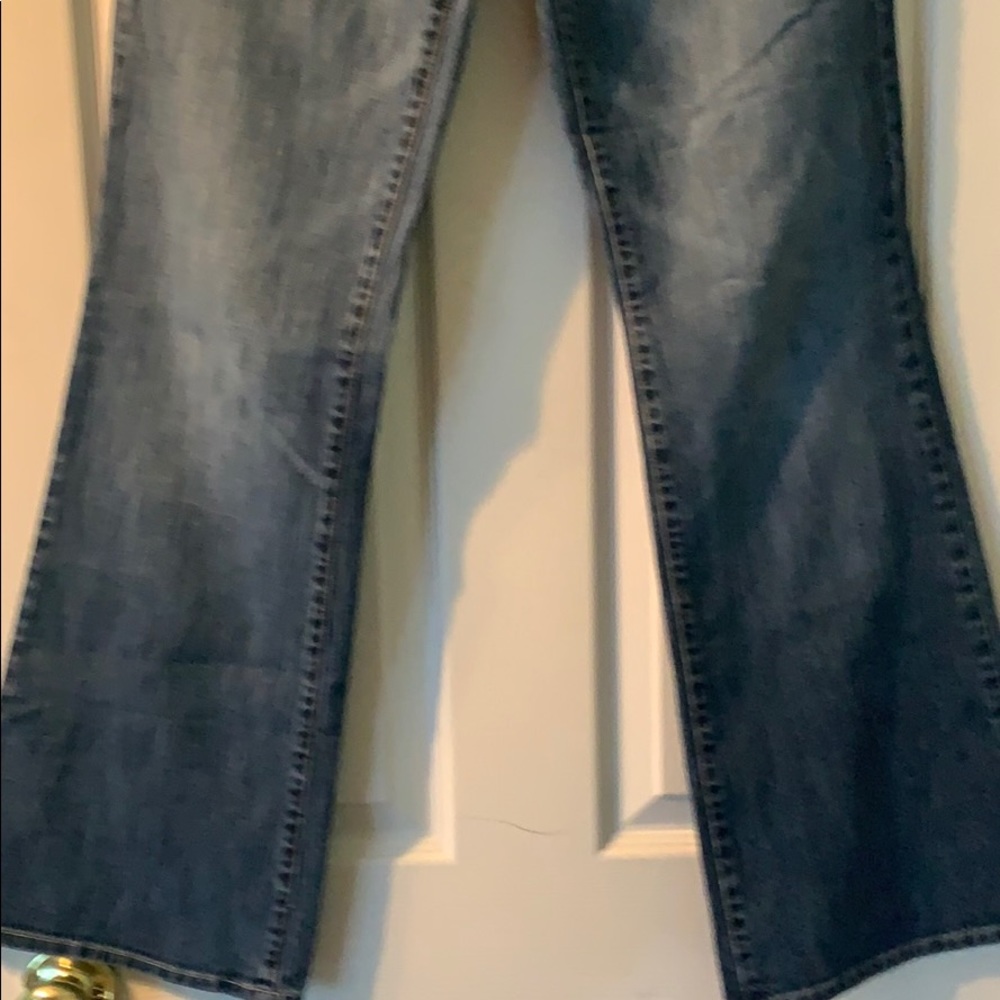 Jeans - Picture 2 of 3